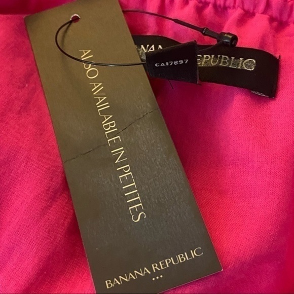 BANANA REPUBLIC FACTORY bright pink eyelet peplum top in size Medium. NWT - Picture 7 of 9